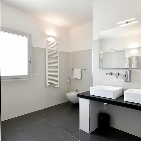 Konukevi Sa Omu Bianca 2 Tortolì