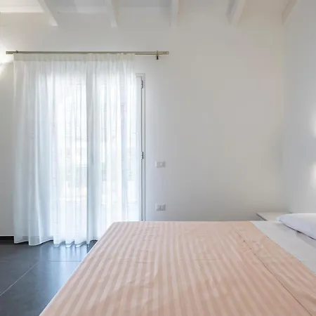 Sa Omu Bianca 2 بيت ضيافة